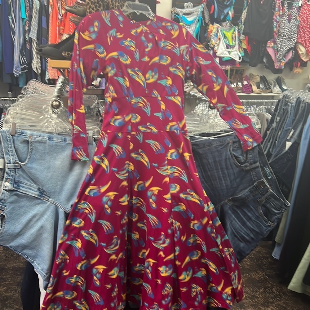 Vintage Joanie Char Red Abstract Feather Print Fit & Flare Maxi Dress